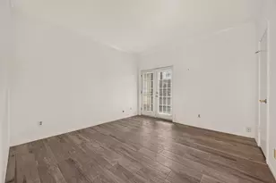 1201 Bering Dr, Houston, TX 77057 - Photo 14