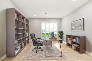 2 Wild Oak Cir, Houston, TX 77055 - Photo 10