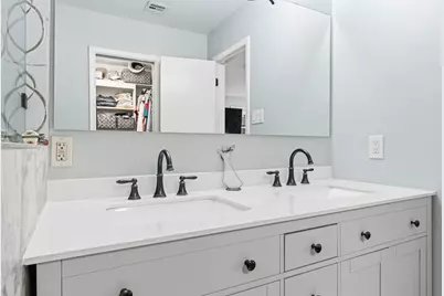2 Wild Oak Circle, Houston, TX 77055 - Photo 20