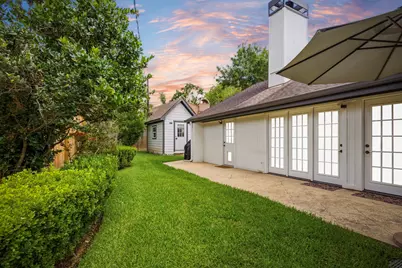 2 Wild Oak Circle, Houston, TX 77055 - Photo 32