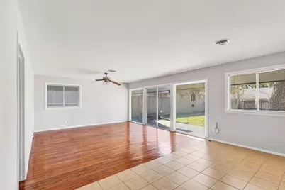 8706 Ferris Drive, Houston, TX 77096 - Photo 4
