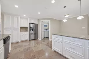 5323 Briarbend Dr, Houston, TX 77096 - Photo 12