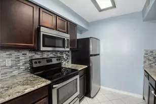 3220 69th St, Galveston, TX 77551 - Photo 6
