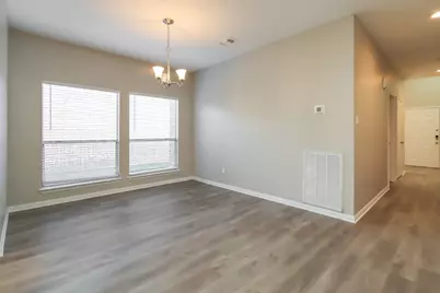 8506 Deer Meadow Drive, Houston, TX 77071 - Photo 6