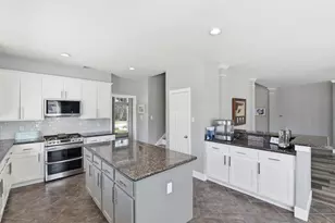 803 Hidden Creek Ln, Friendswood, TX 77546 - Photo 18