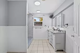 302 11th Ave N, Texas City, TX 77590 - Photo 16
