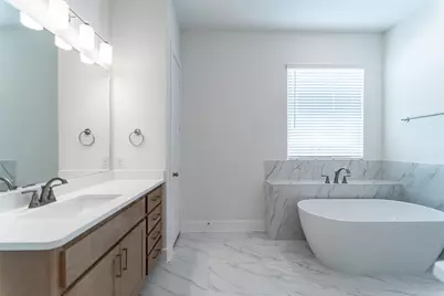 712 Woodbinde, League City, TX 77573 - Photo 12