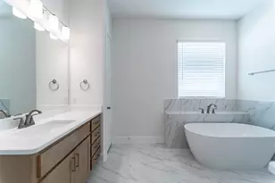 712 Woodbinde, League City, TX 77573 - Photo 12