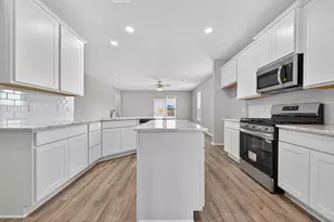 21927 Oia Island Dr, Hockley, TX 77447 - Photo 8