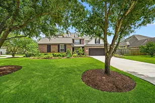 17610 Strackfield Ln, Tomball, TX 77377 - Photo 1