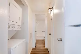 12232 Bob White Dr, Houston, TX 77035 - Photo 42