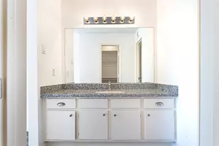 12232 Bob White Dr, Houston, TX 77035 - Photo 32