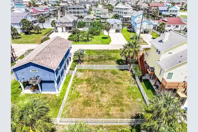 4126 Nueces Drive, Galveston, TX 77554 - Photo 4