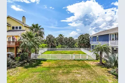4126 Nueces Drive, Galveston, TX 77554 - Photo 1