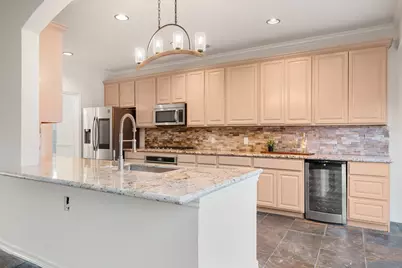 310 Cedar Lake Drive, League City, TX 77573 - Photo 8