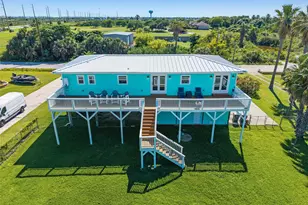 3527 9 Mile Rd, Galveston, TX 77554 - Photo 2