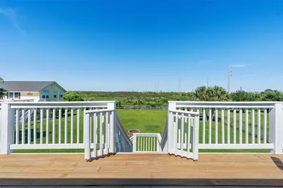 3527 9 Mile Road, Galveston, TX 77554 - Photo 32