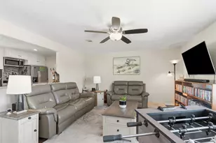 3527 9 Mile Rd, Galveston, TX 77554 - Photo 6