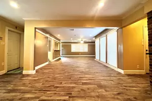 1430 Freedonia Dr, Houston, TX 77055 - Photo 8