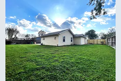 1430 Freedonia Drive, Houston, TX 77055 - Photo 20
