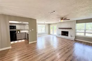 12741 Lake Conroe Hills Dr, Willis, TX 77318 - Photo 2