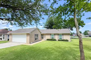 12741 Lake Conroe Hills Dr, Willis, TX 77318 - Photo 1