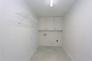 4839 McDermed Dr, Houston, TX 77035 - Photo 18