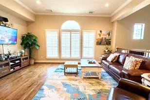 1013 Gross St, Houston, TX 77019 - Photo 8