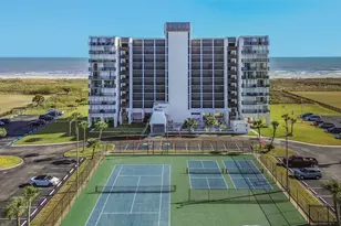 415 E Beach Dr, Galveston, TX 77550 - Photo 4