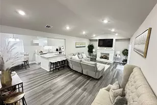 203 S 5th St, Highlands, TX 77562 - Photo 8