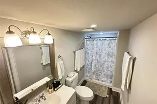 203 S 5th St, Highlands, TX 77562 - Photo 34