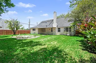 10802 Sagetrail Dr, Houston, TX 77089 - Photo 24