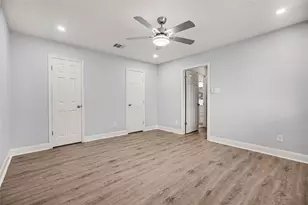 10802 Sagetrail Dr, Houston, TX 77089 - Photo 12