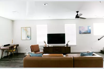 5203 Burress Springs Lane, Houston, TX 77022 - Photo 12