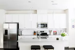 5203 Burress Springs Ln, Houston, TX 77022 - Photo 10