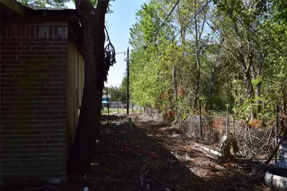 7223 Libby Lane, Pearland, TX 77584 - Photo 10