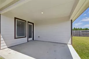 9918 Lockridge Manor Dr, Baytown, TX 77521 - Photo 26