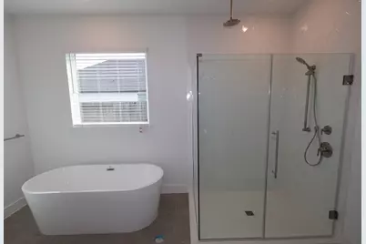 130 Valley Ranch Trail, Dayton, TX 77535 - Photo 8