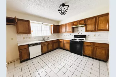 12503 Tambourine Drive, Houston, TX 77477 - Photo 8