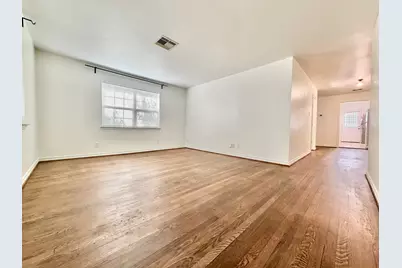 2126 Banks Street #2, Houston, TX 77098 - Photo 10
