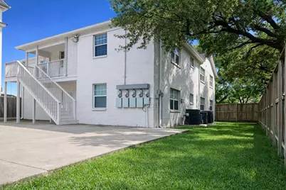 2126 Banks Street #2, Houston, TX 77098 - Photo 32