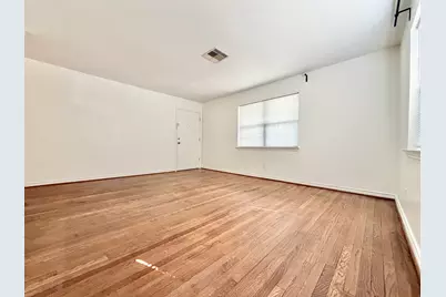 2126 Banks Street #2, Houston, TX 77098 - Photo 14