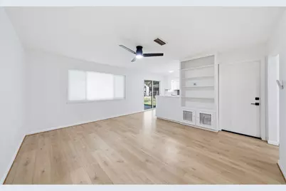 8931 Bunny Run Drive, Houston, TX 77088 - Photo 6
