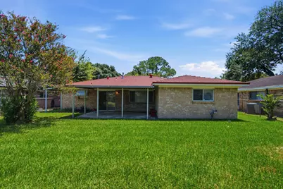8931 Bunny Run Drive, Houston, TX 77088 - Photo 28