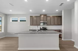 7711 Basil Rdg Dr, Cypress, TX 77433 - Photo 2