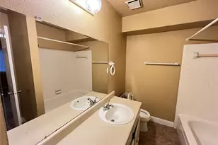 4906 Deer Point Dr, Spring, TX 77389 - Photo 8