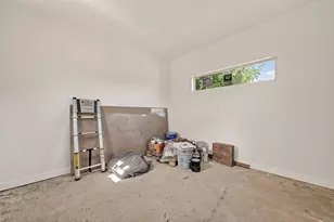8321 Coma St, Houston, TX 77051 - Photo 30