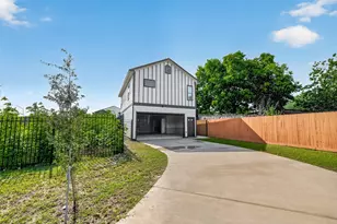 8321 Coma St, Houston, TX 77051 - Photo 26