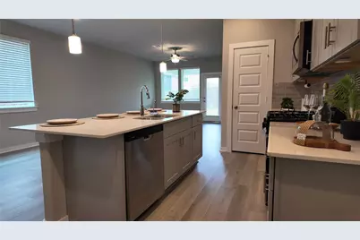 16817 Harvest Grove Lane, Conroe, TX 77302 - Photo 4