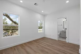 826 Curtin St, Houston, TX 77018 - Photo 16